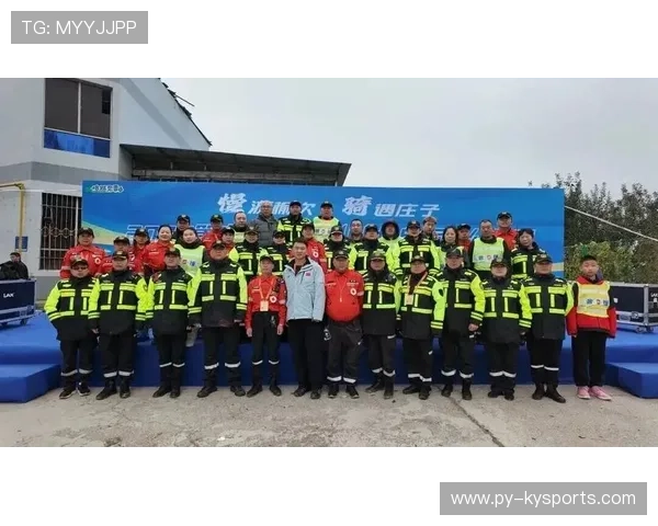 国际自行车山地赛启动社区赛道维护志愿队
